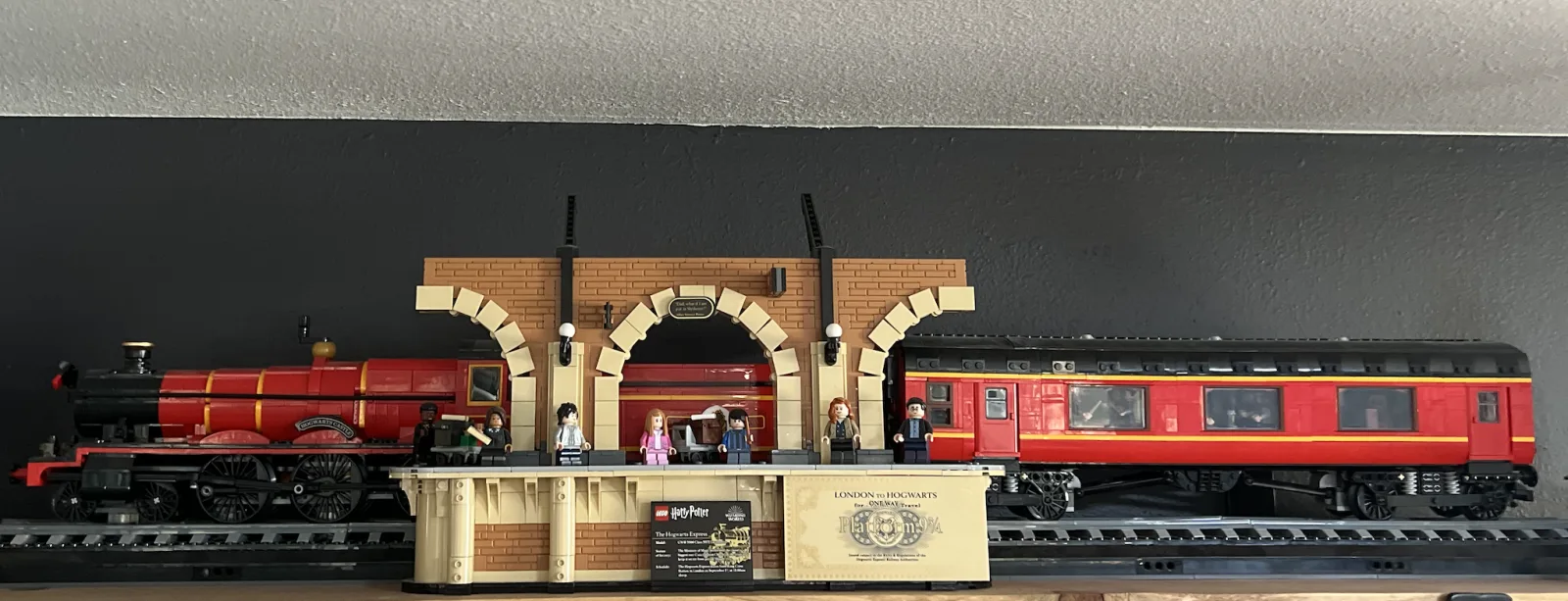 LEGO Harry Potter Hogwarts Express — Collectors' Edition