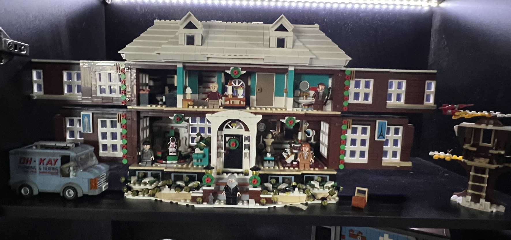 Home Alone Review: Movie-Perfect Details