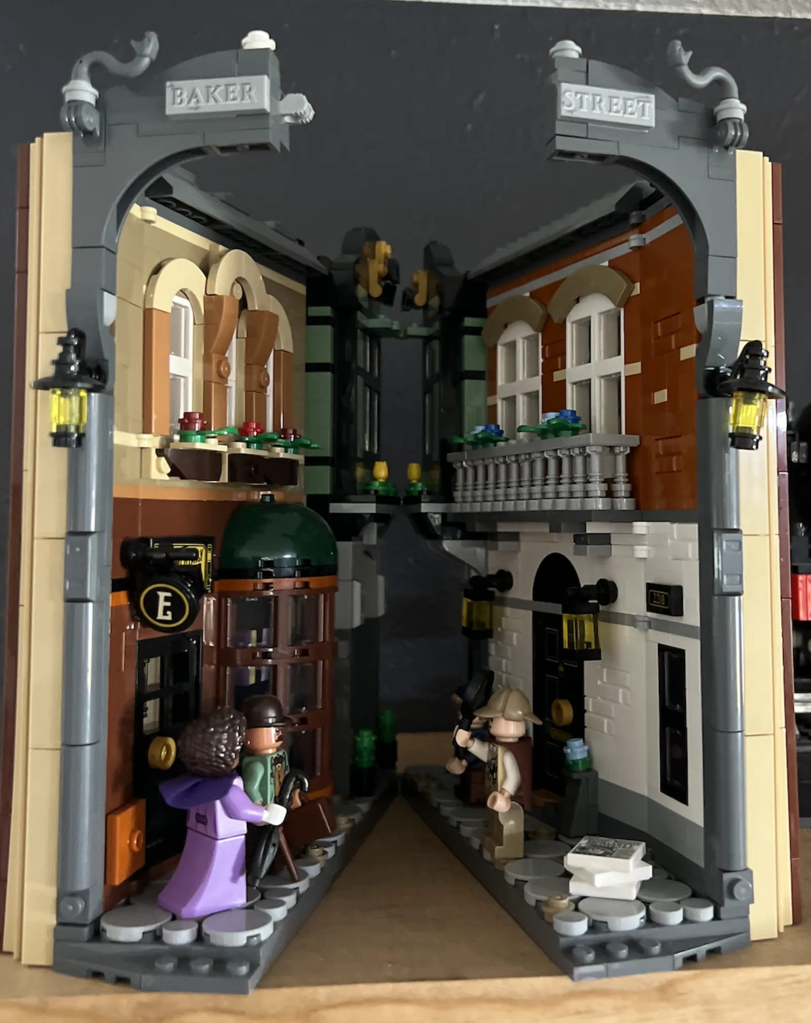LEGO Ideas Sherlock Holmes 221B Baker Street