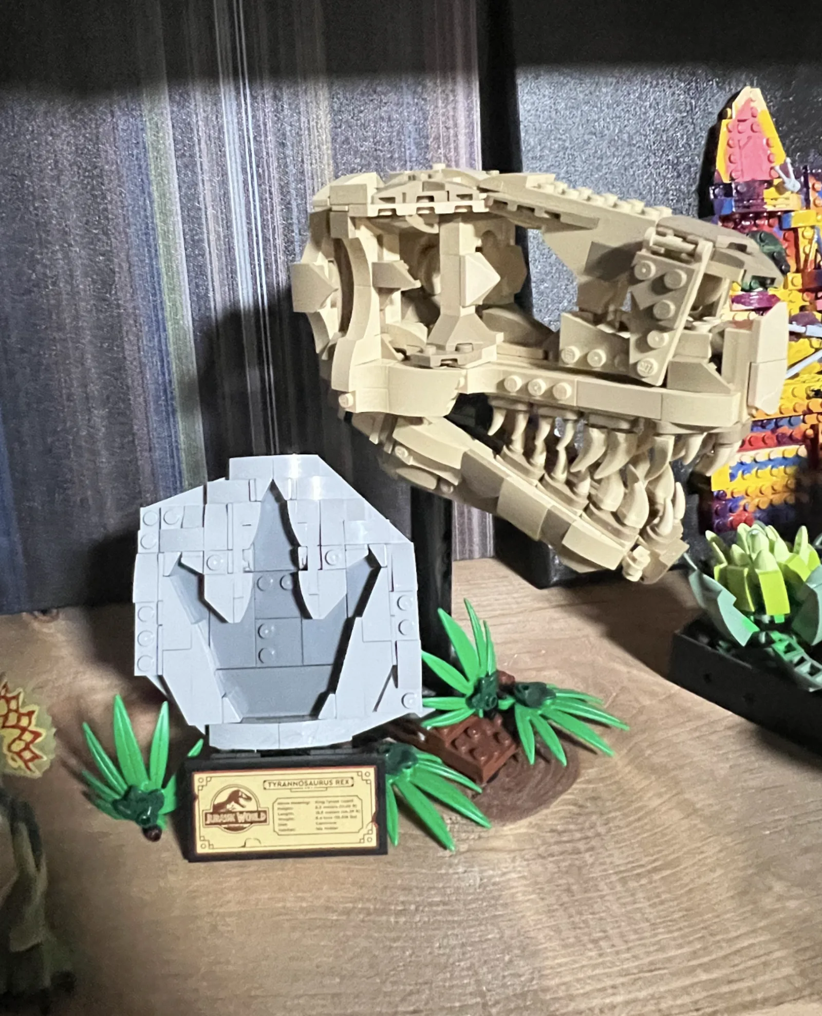 LEGO Icons Dinosaur Fossils: T. rex Skull